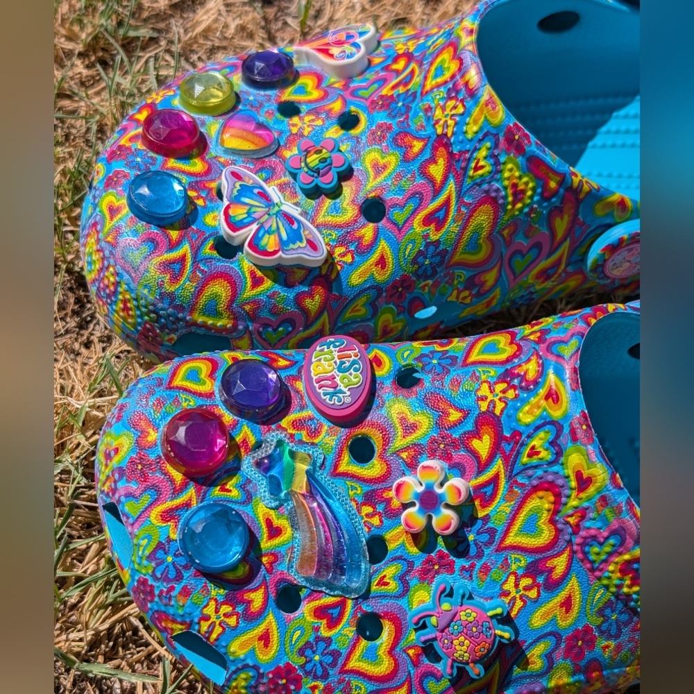 Crocs x Lisa Frank Classic Clogs J3 Women’s 5 207737-4SM Retired Limited Pair - Picture 15 of 15